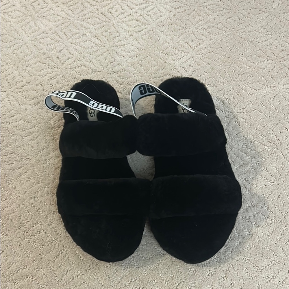 UGG Women's Black Fluffy Slippers Womens Size 9